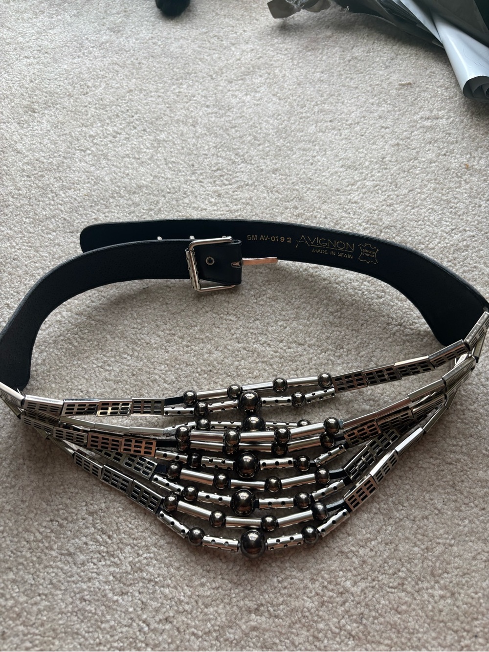 Vintage Avignon Genuine Leather Statement Belt 33 inches